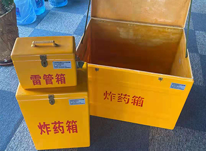 龙川玻璃雷管箱生产标准全解析：安全、性能与合规的基石